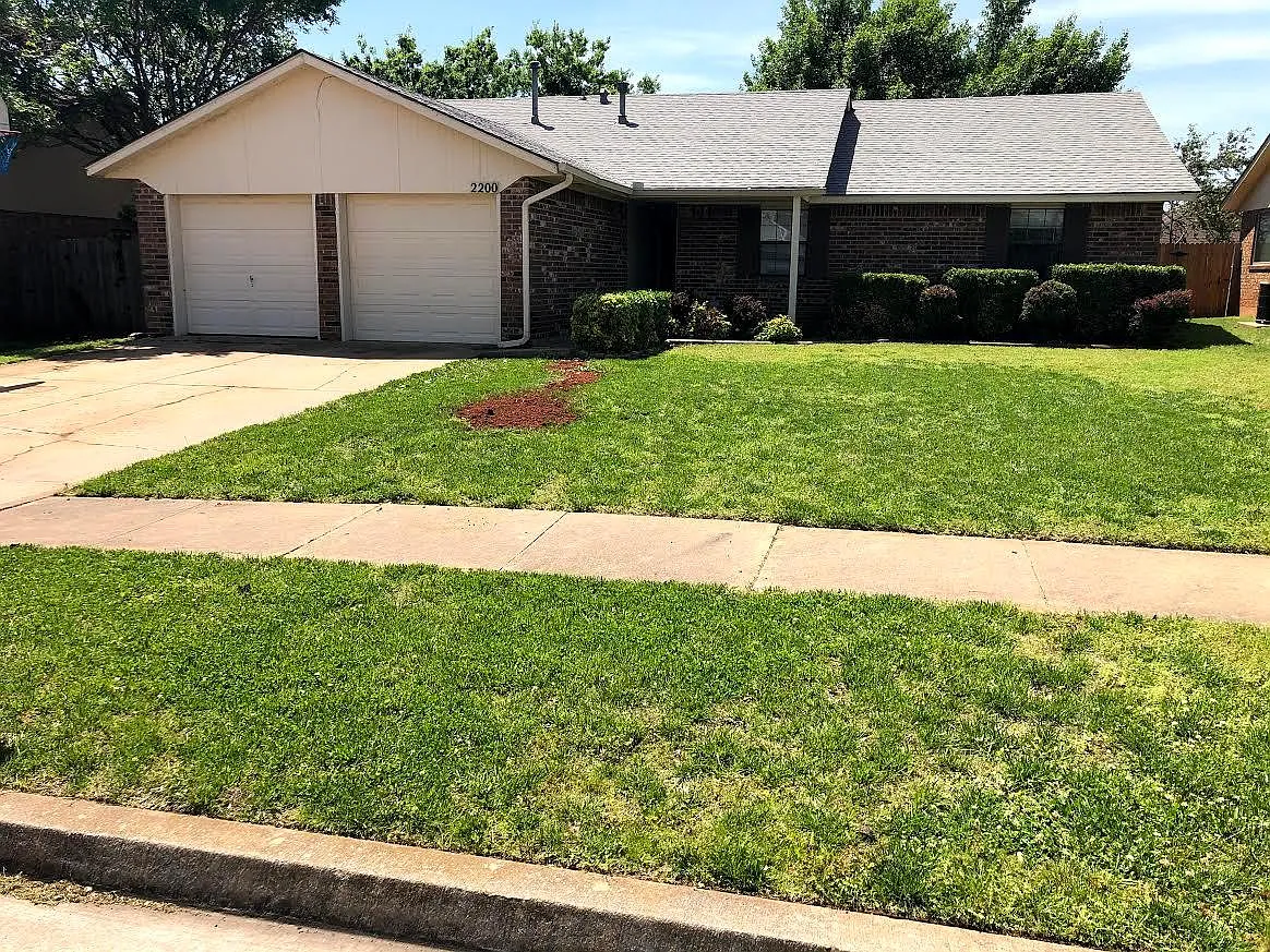 3 bed, 1548 sqft, $1,600 — Photo 1