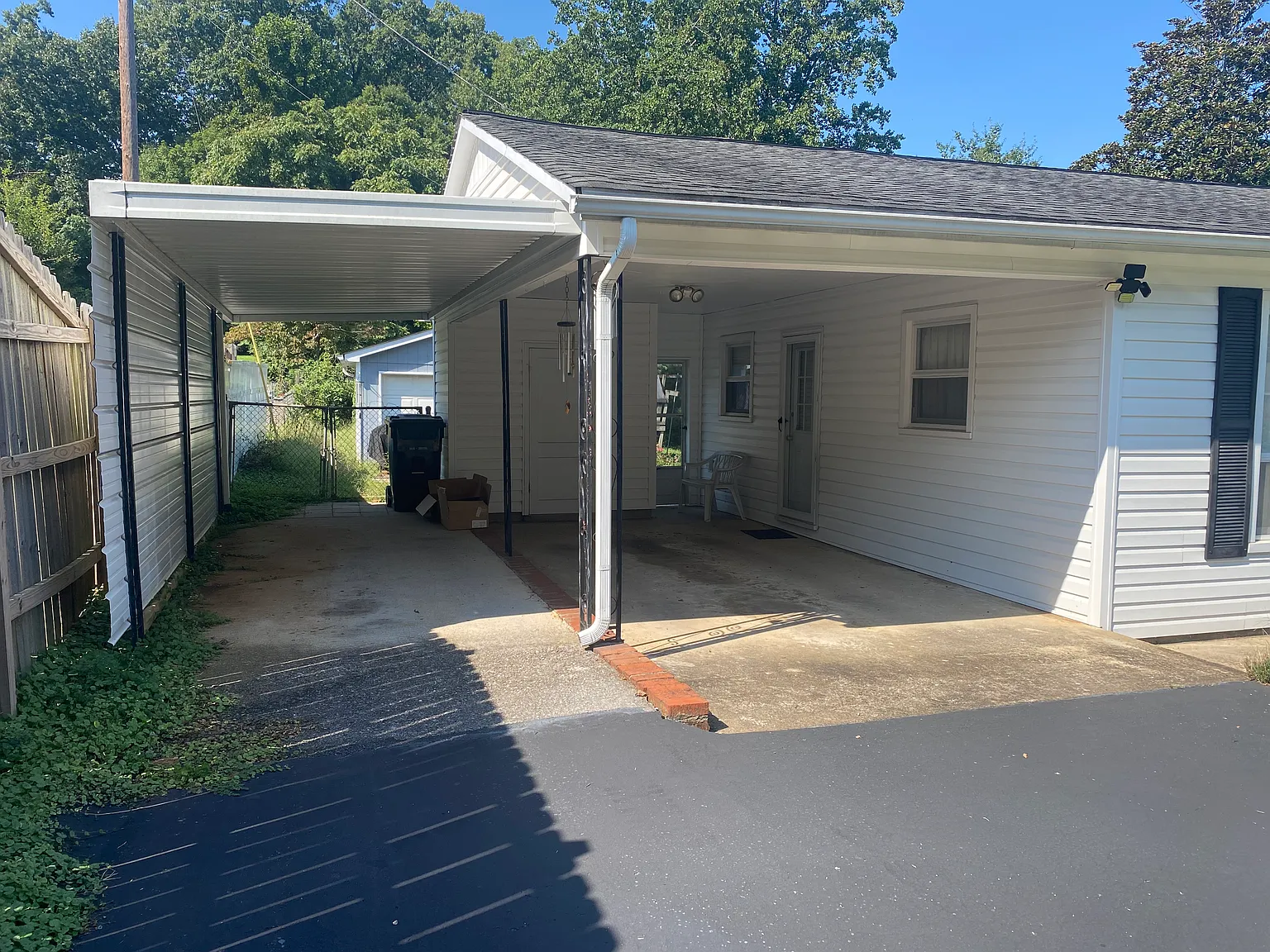 2 bed, 864 sqft, $1,750 — Photo 2