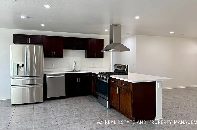 8501 W Mitchell Dr — Photo 9