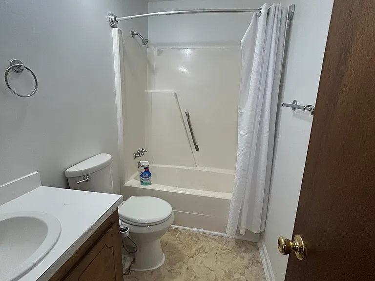 226 Plantation Rd #A — Photo 16