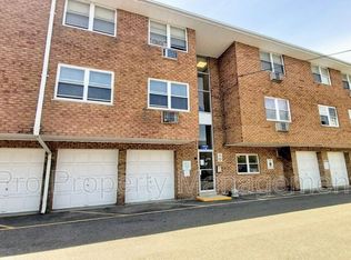 1 Walter Ave APT 3, Norwalk, CT 06851