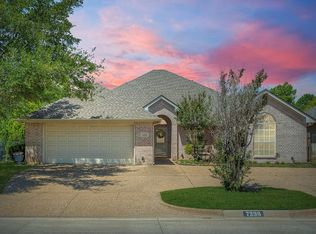 7236 Water Meadows Dr, Fort Worth, TX 76123
