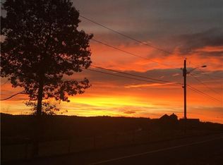 27 Derby Neck Rd, Derby, CT 06418