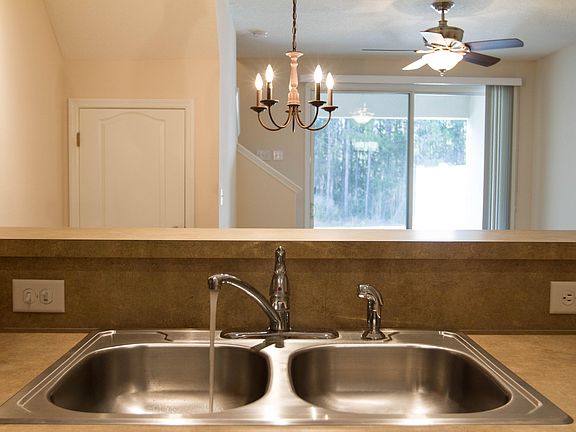 4th image of 6205 Bartram Village Dr