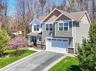 3176 Winchester Dr, Traverse City, MI 49686