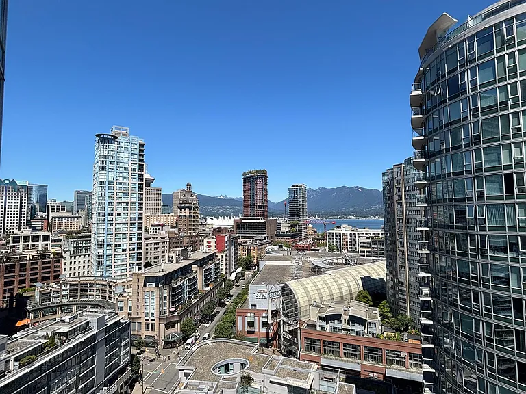 688 Abbott St #2208 — Photo 18