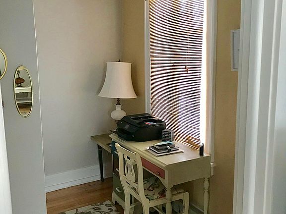 3rd image of 700 Summit Ave #702