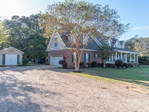 4th image of 325 Pebble Creek Rd