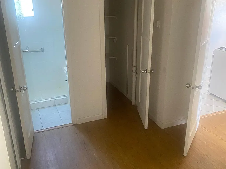 519 Flower St — Photo 2