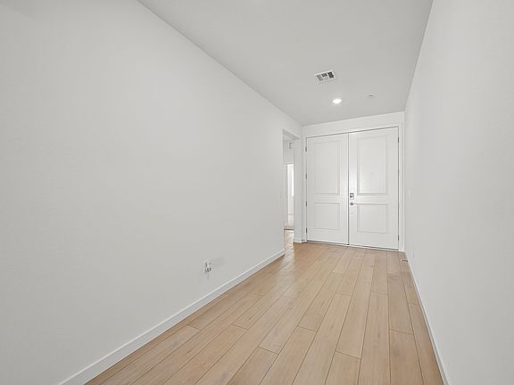 3 web or mls Lennar 10850 Lewis Pointe Ave 03