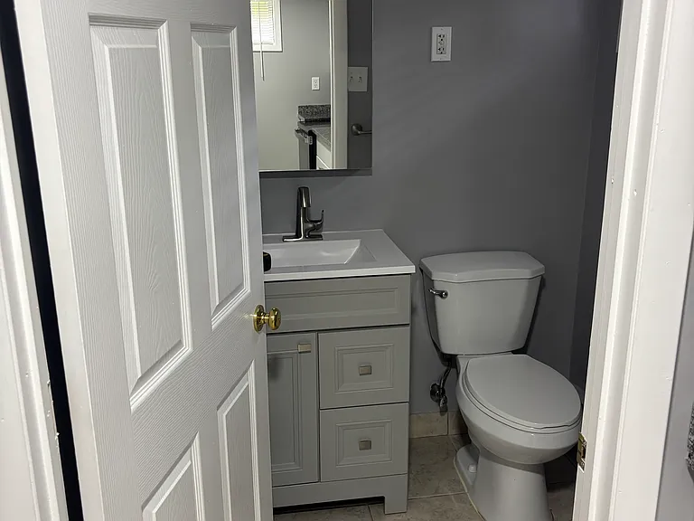 24 Biscayne Dr #24A — Photo 8