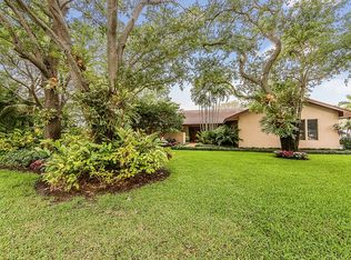 9722 SW 69th Pl, Pinecrest, FL 33156