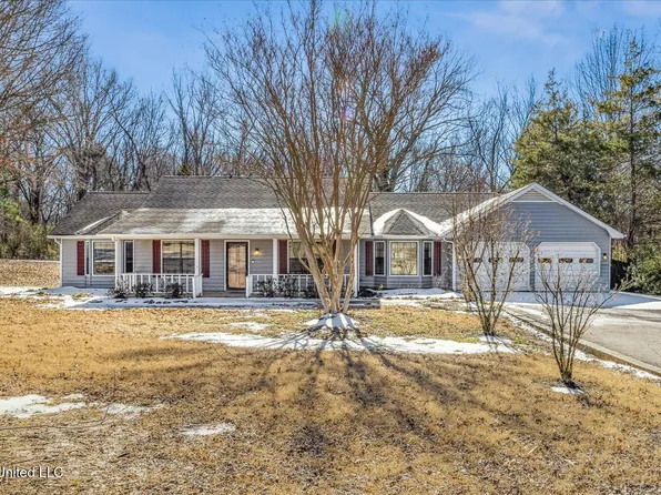 6865 Blue Bird Ln, Olive Branch, MS 38654