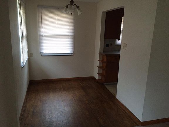 3rd image of 1489 2nd St APT 4