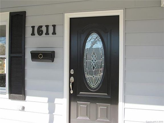 3rd image of 1611 Florida St