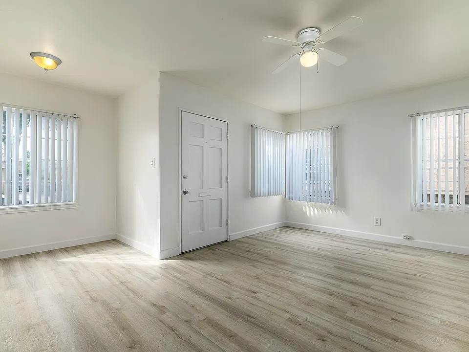3321 Tecumseh Ave