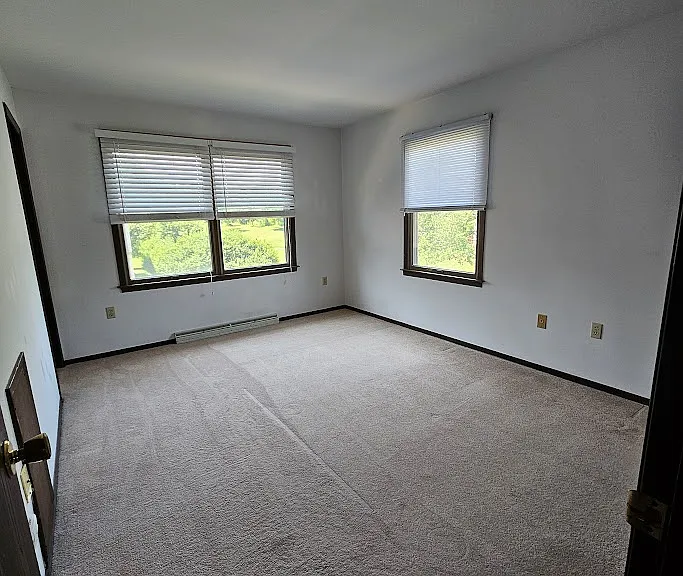 915 Southgate Dr #13 — Photo 12
