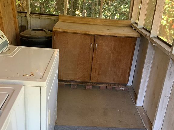 2nd image of 3426 Keenan Dr