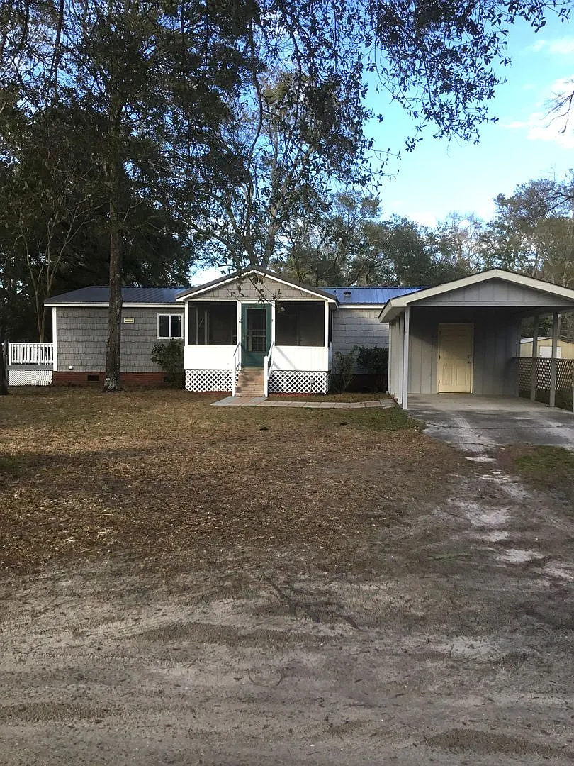 Shady Rest 3 Bedroom 2 Bath Renovated Manufactured Home — Photo 1