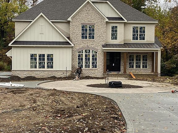 3rd image of 2725 Fairfax Dr
