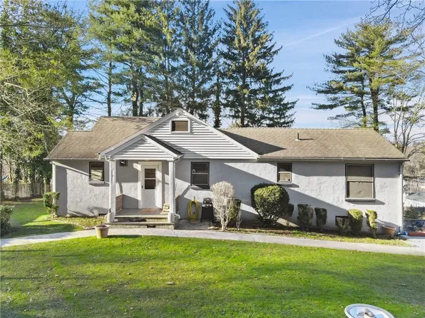 30 S Beechwood Road, Bedford Hills, NY 10507