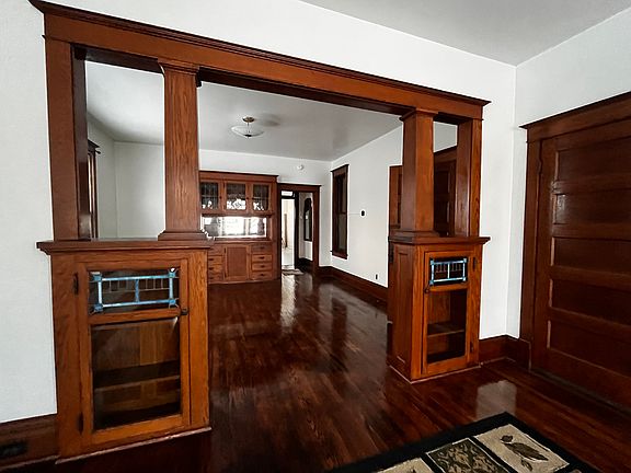 3rd image of 632 Wilson Ave #636
