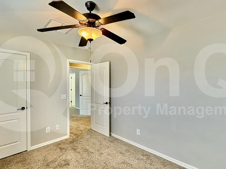 950 S Wallrade Ln — Photo 15