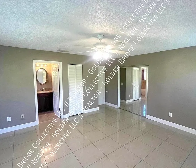 1401 SE Appamattox Ter — Photo 5