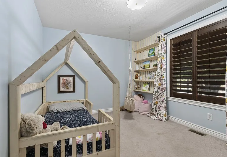 1025 N Apple Seed Ln — Photo 15