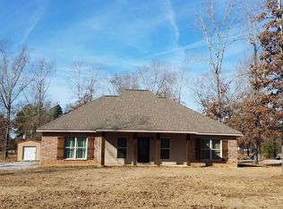 581 Mercer Rd, Pineville, LA 71360