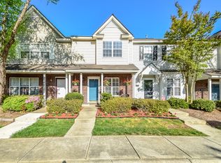 10147 Reindeer Way Ln, Charlotte, NC 28216