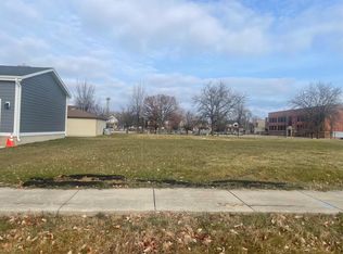 1322 W Harmon St, Milwaukee, WI