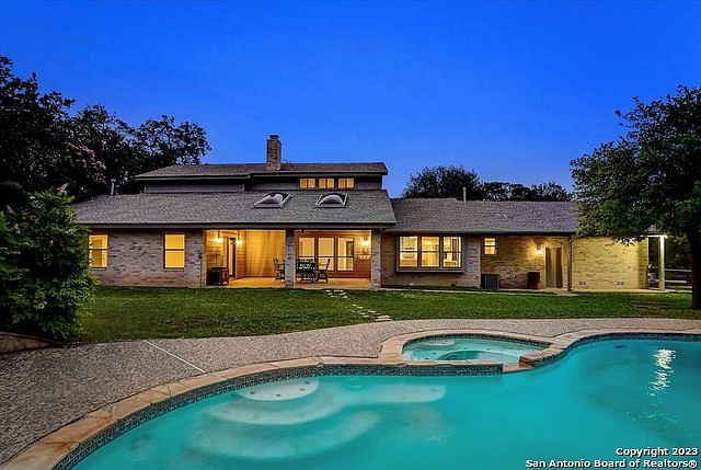 1st image of 8642 CLASSIC OAKS LN