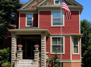 2026 W Leland Ave, Chicago, IL 60625