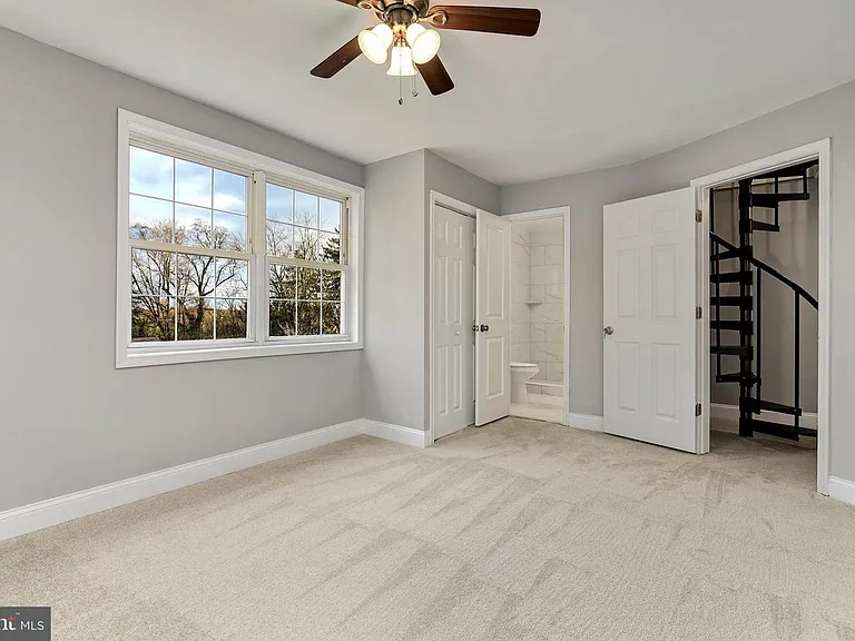 3682 Camden St SE #2 — Photo 14