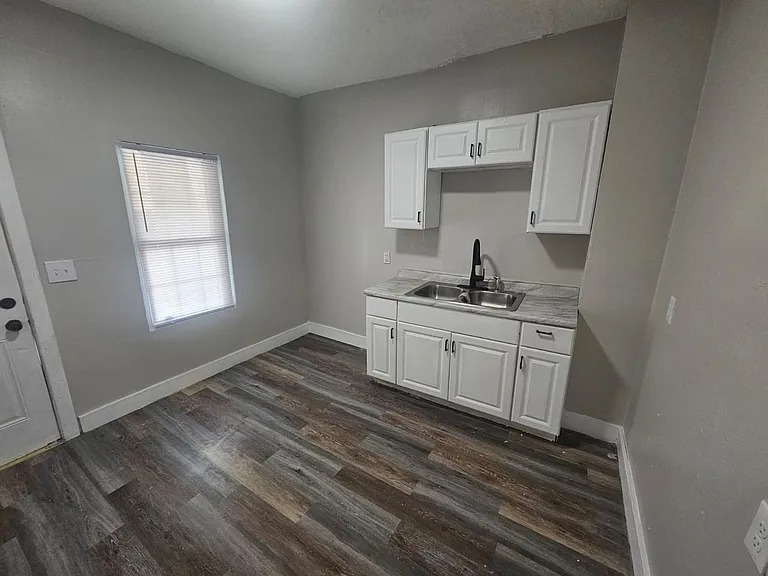 7310 Camden Ave — Photo 18