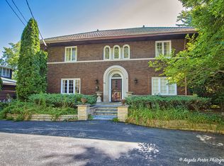 721 N Sheridan Rd, Waukegan, IL 60085