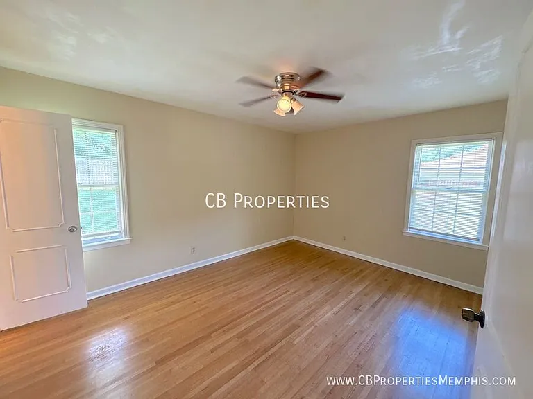 5099 Oak Meadow Ave — Photo 4