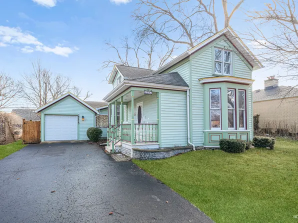 5213 Fairview Ave, Downers Grove, IL 60515
