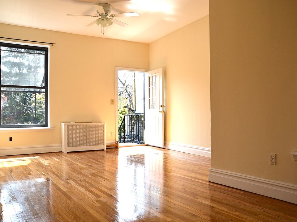 1st image of 213 Court St Ste 1