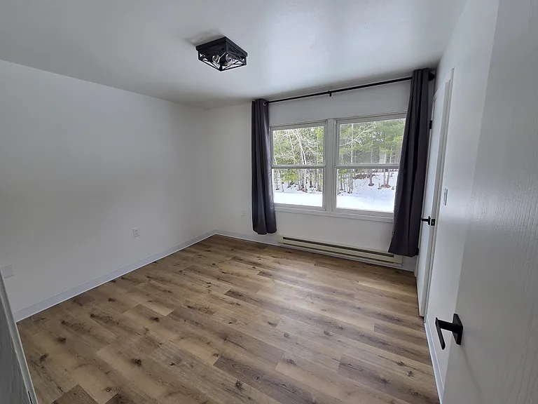 300 Dewey St #5 — Photo 13