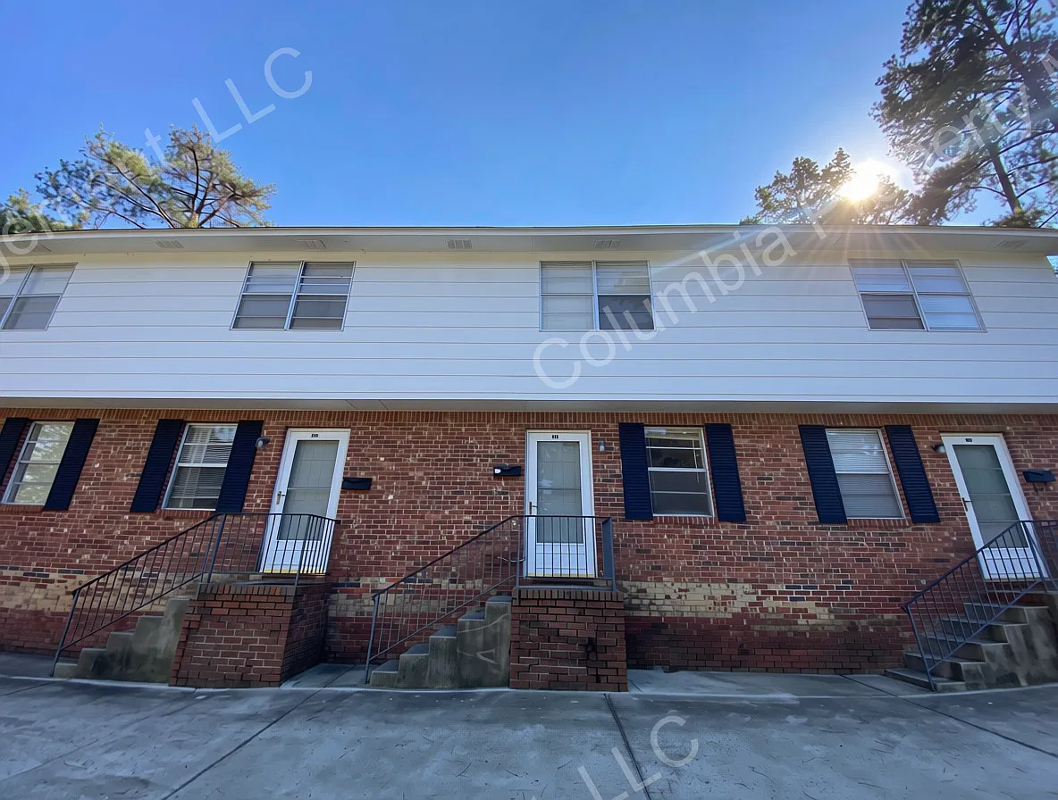 2 bed, 1100 sqft, $995 — Photo 1