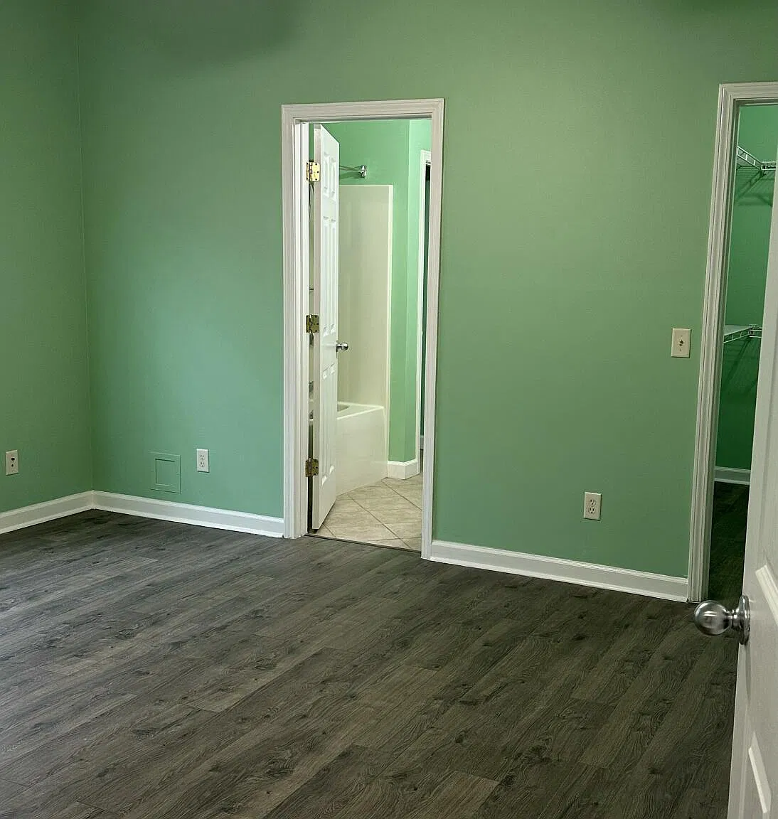 3 bed, 2.0 bath, 1133 sqft, $2,000 — Photo 3