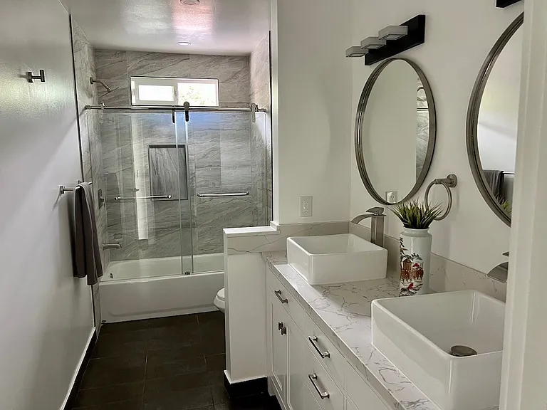 3303 Sawtooth Ct — Photo 17