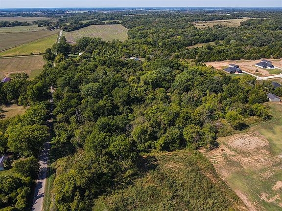 3rd image of 37608 Macarthur St Lot 16