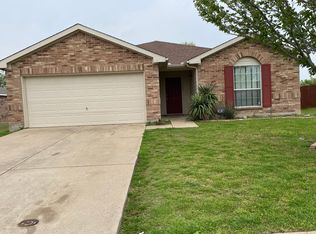 1225 Wenatchee Dr, Krum, TX 76249