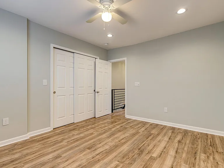 4021 Howland St — Photo 17