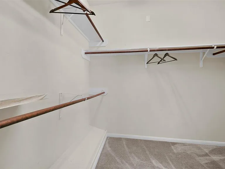 6439 Brimridge Ln — Photo 24