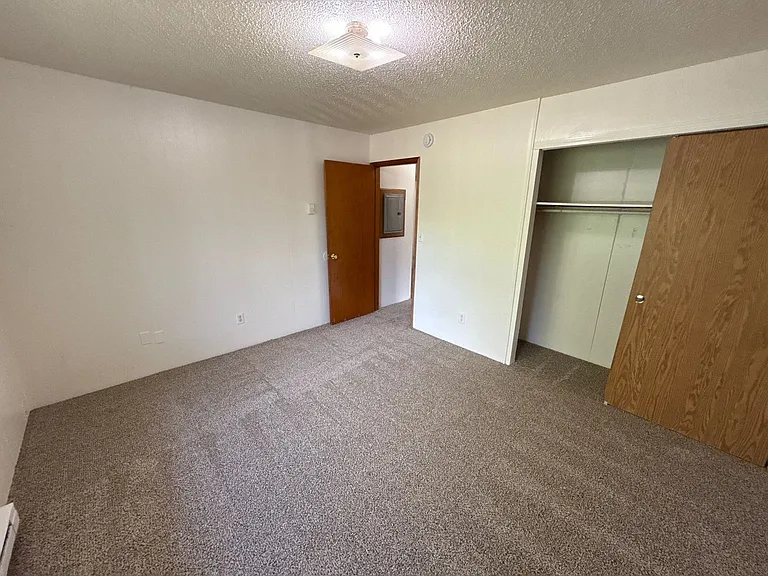 528 SW Levens St #8 — Photo 12