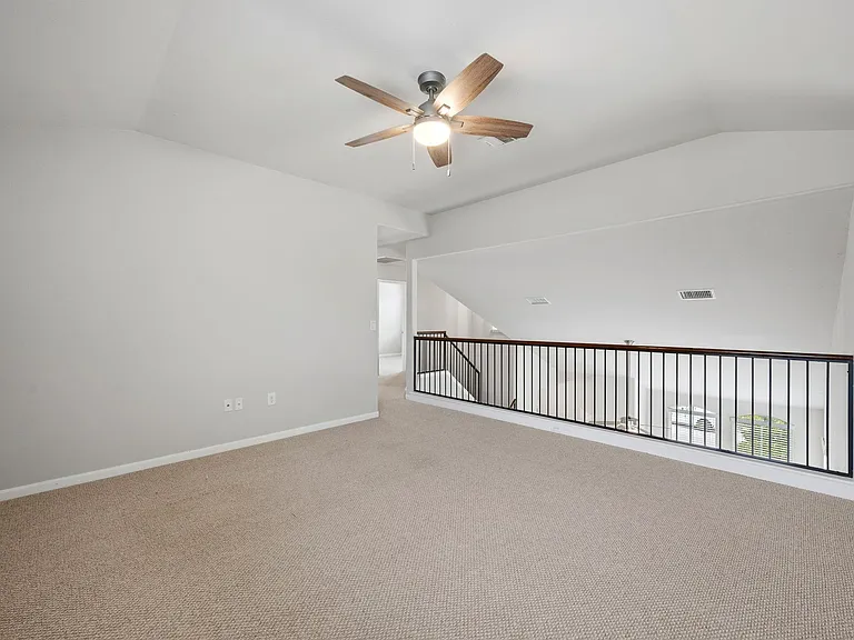 1613 Corn Hill Ln — Photo 23
